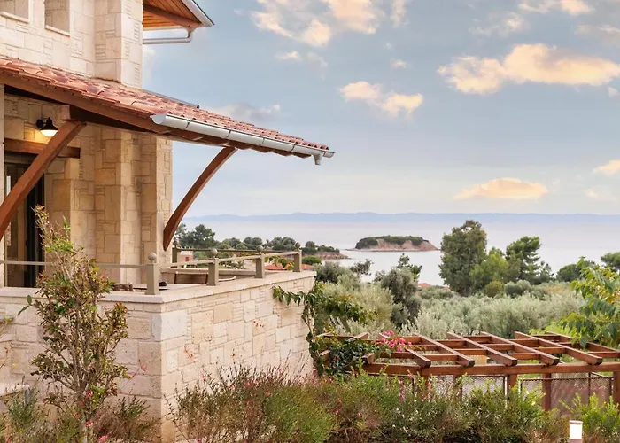 Kastri Elia Aparthotel 4*