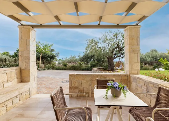 Kastri Elia Aparthotel 4*